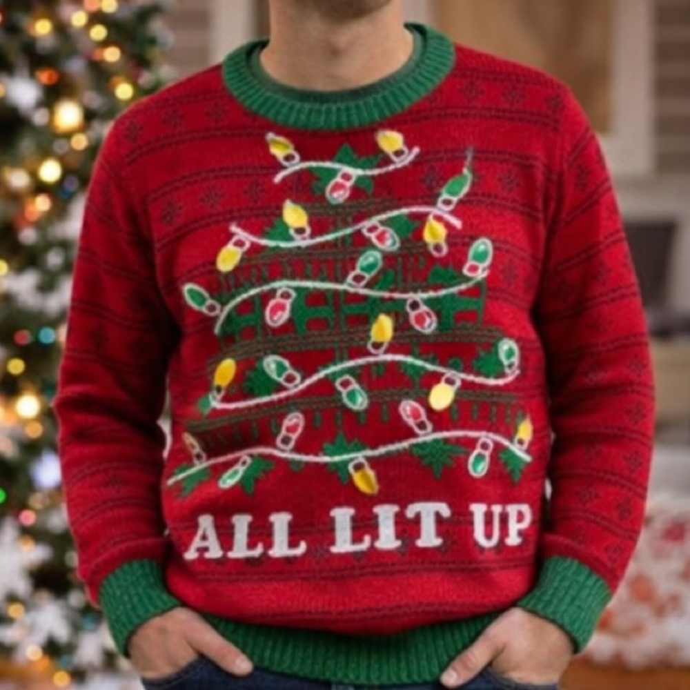 Ugly Christmas Sweater Mens Medium Red Holiday Tree All‎ Lit Up Pullover